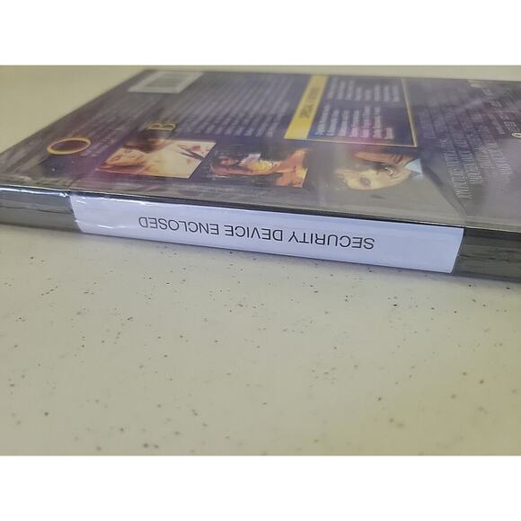 Stephen King's Sleepwalkers (1992) DVD Wide or Full Screen Editions with Insert - Picture 4 of 4